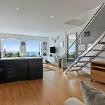 Puerto Banus, Marbella, Penthouse Apartment, Near Golf Daire *