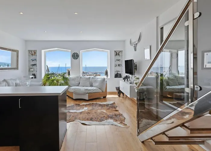 Puerto Banus, Marbella, Penthouse Apartment, Near Golf Apartament Marbella